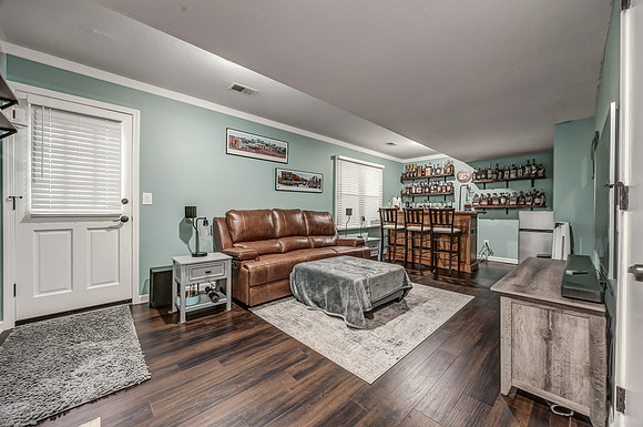 7135NChurchST-20
