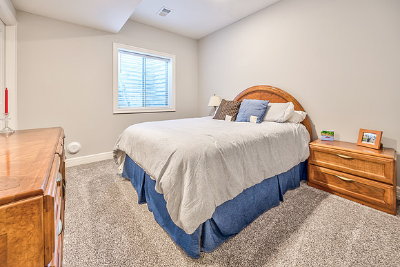 4812SWFourthST-31