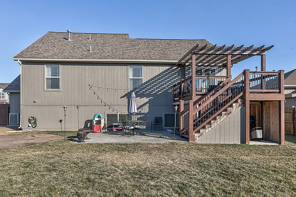 672SCanyonDr-39