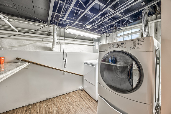 6913DearbornST-33