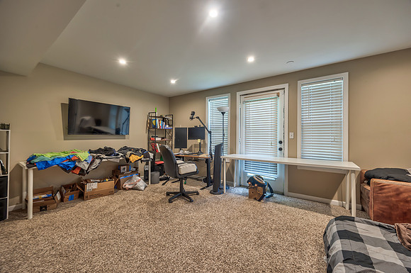6704E123ST-22
