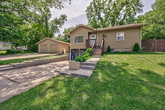 24853Linwood-25