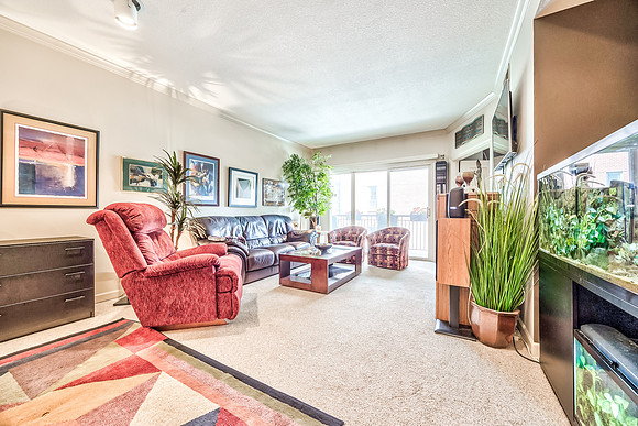 4949Wornall203-11