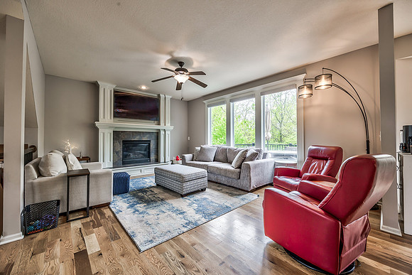 5220MeadowlarkDr-10