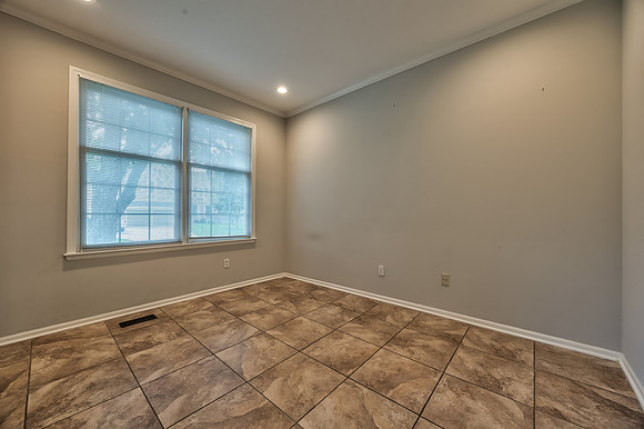 13745SBlackfootDr-1