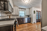 6913DearbornST-24