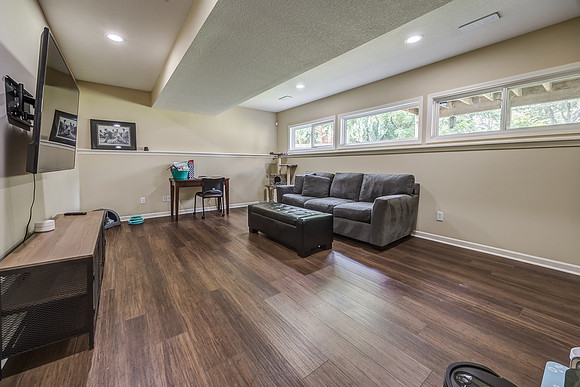 604FairwayRD-20