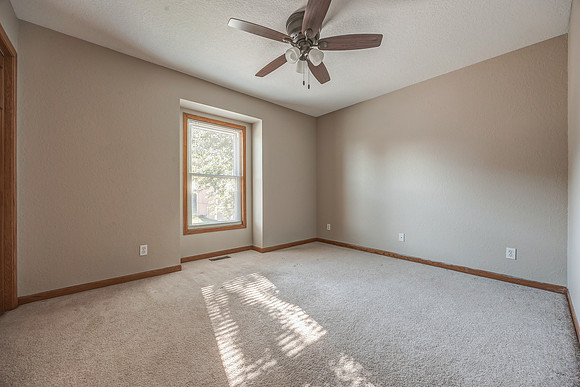 408HillbrookDR-7