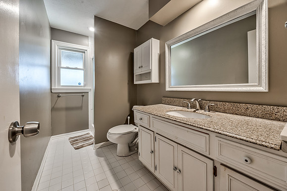 7629CanterburyST-24