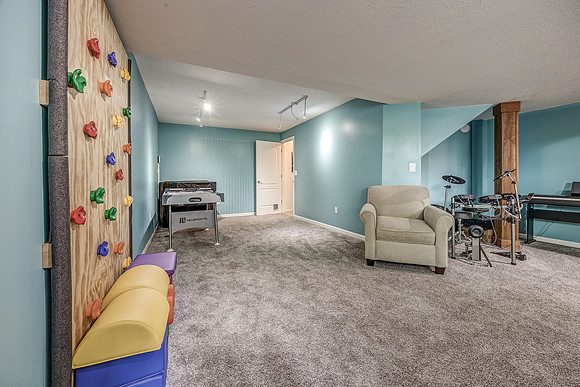 12281SReneST-22