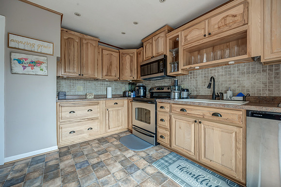 8166HalseyST-11