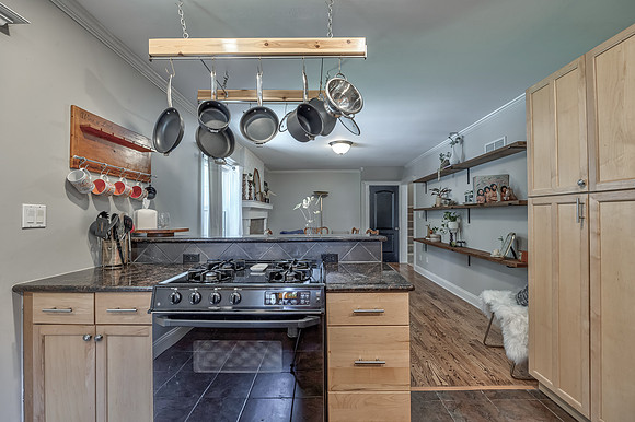 9716BensonSt-10