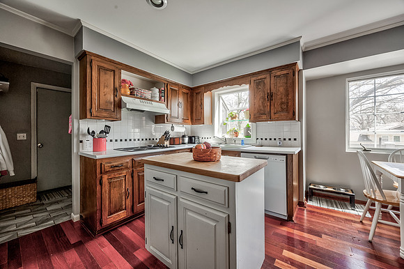 7629CanterburyST-11
