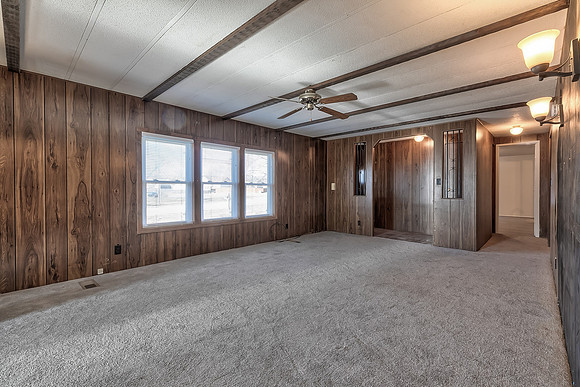 18321HighViewDr-11