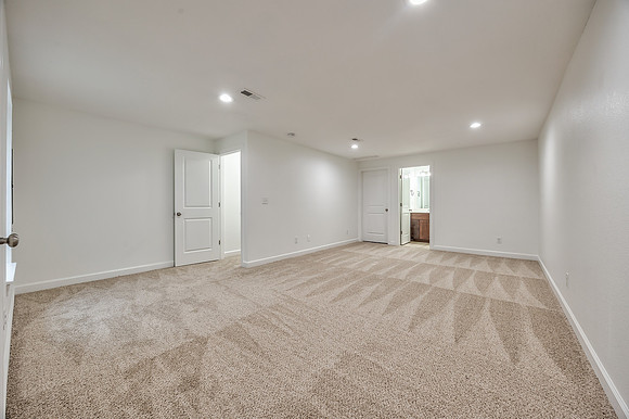 10532ClubhouseDR-22