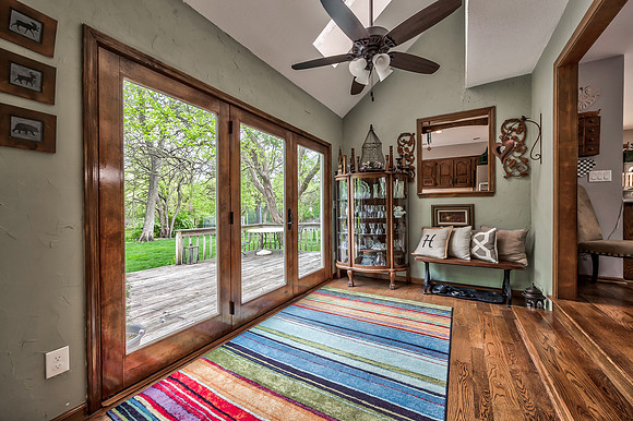 14732SVillageDr-16