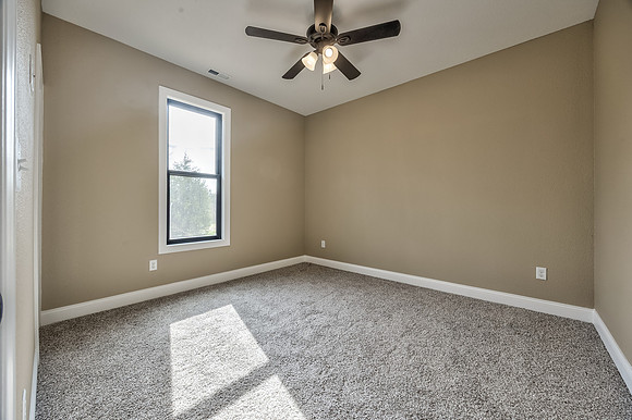 26696235thMcLouth-18