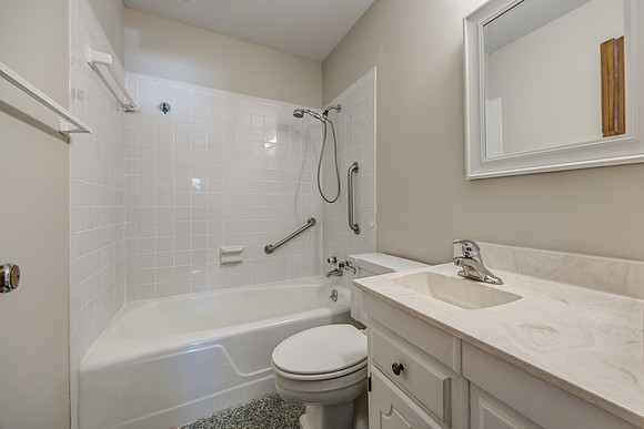 7235Robinson-13