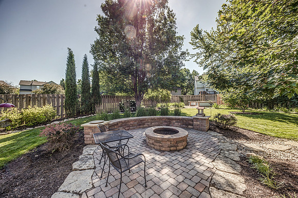 5645Lakecrest-51