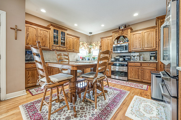 2118RidgeviewDR-8