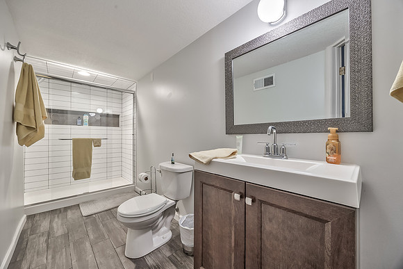 12825GarnettSt-44