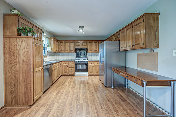 10734RolandCT-14
