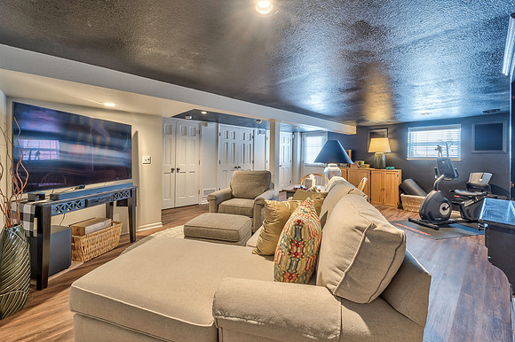 11323Hemlock-30