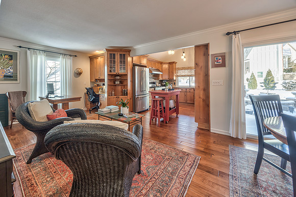 11323Hemlock-12