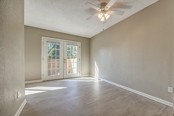 1307 N. 77 ST-13