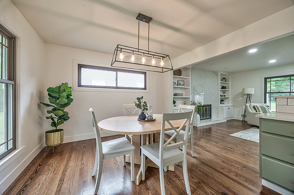 6928Russell-12