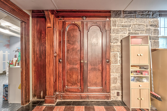 321WThirdSt-16