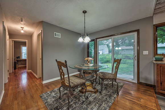 5242HortonSt-8