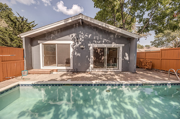 7957ColonyLn-29