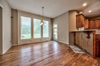8116NCosbyAve-15