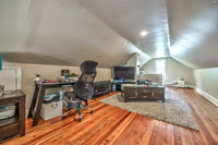 4441FairmountAve-4