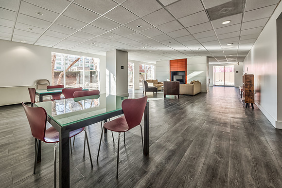 600E8th-15