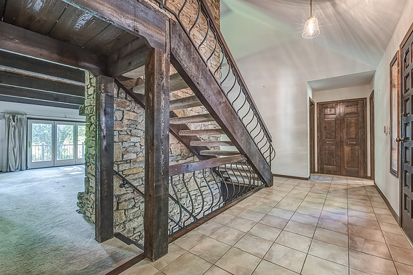 12600OverbrookRD-22