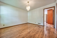 13300W105ST-5