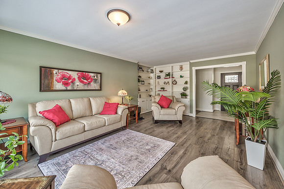 8000BeverlyDr-6