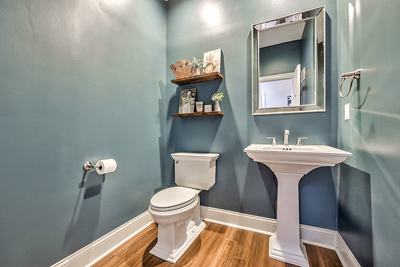 700WhiteOakLn-31