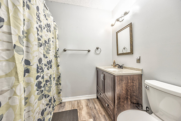 2904NE5thDr-9