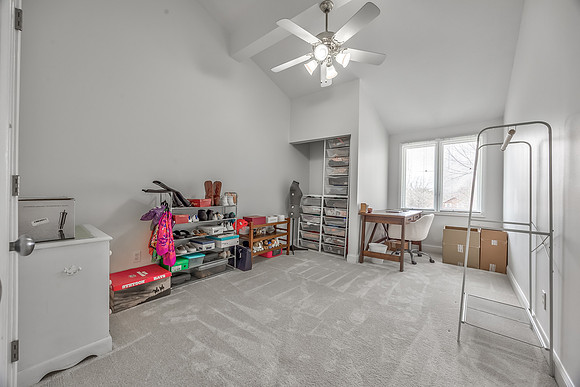 9295OakcrestDr-24