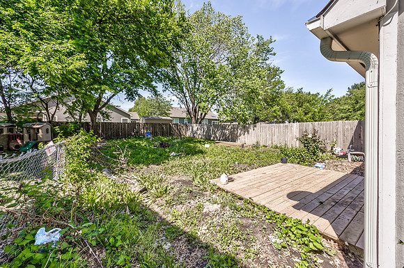 4022OverlandDr-16