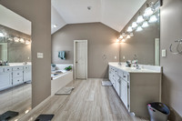 8116NCosbyAve-8
