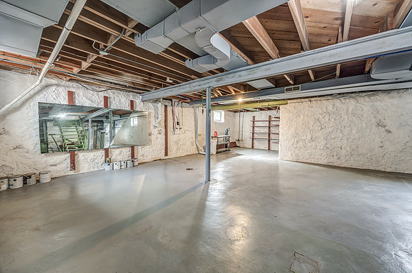 5617RoeBlvd-23