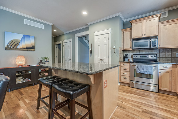 509E31Ave-15