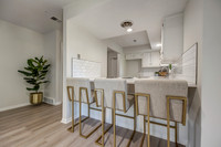10720Glenwood-10