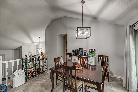 7135NChurchST-18