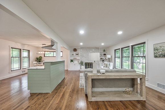 6928Russell-29