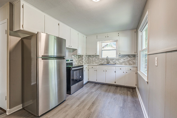 10E79ST-10